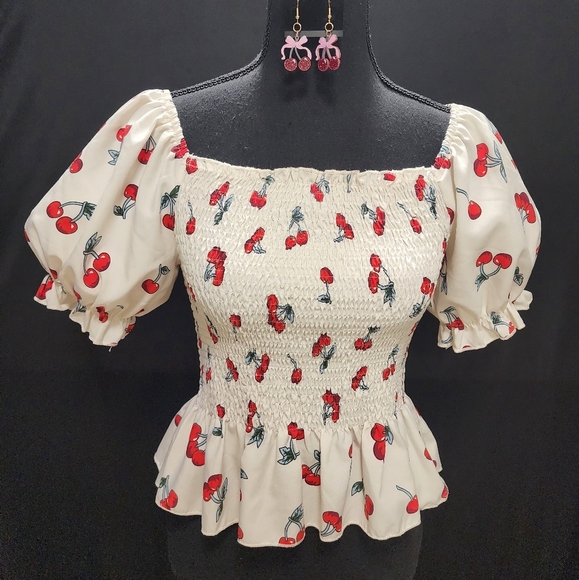 SHEIN Cherry Print Buff Sleeve On Or Off The Shoulder Top With Cherry Earrings - Picture 2 of 13